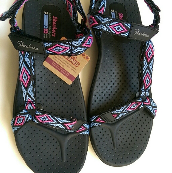 Skechers Shoes - Skechers Reggaes sandals